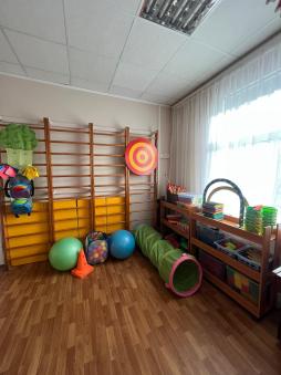 Спортивный инвентарь и оборудование